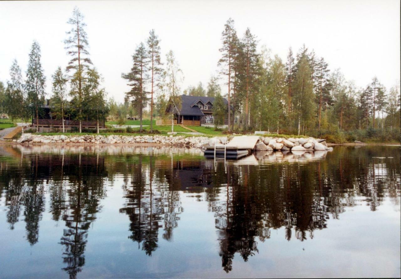 Revontuli Resort Glass Igloos Hankasalmi Exteriör bild