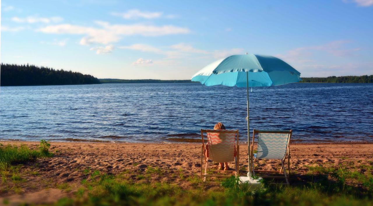 Revontuli Resort Glass Igloos Hankasalmi Exteriör bild